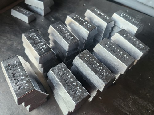 Lyman lead ingots pounds - ingots,, 21