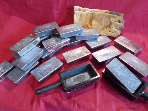 Lead ingots some toned - ingots,,
